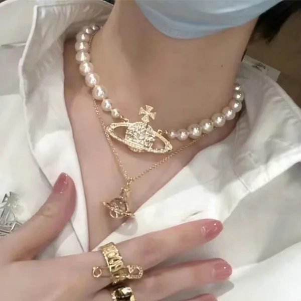 Vivienne Westwood 經典土星LOGO珍珠項鍊